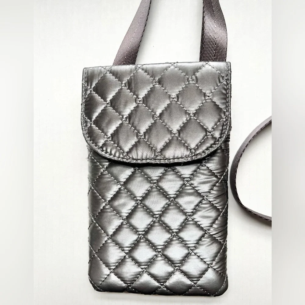 Chico’s Lightweight Quilted Crossbody Bag in Silver Gray. Ample Storage Pockets